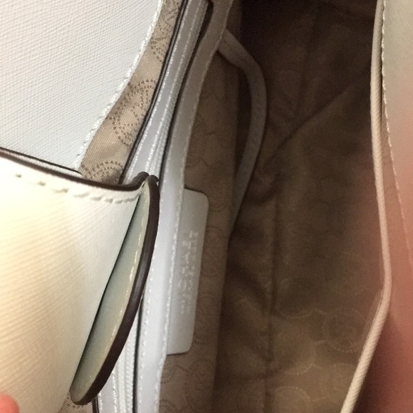 MK white bag - Picture 4 of 8